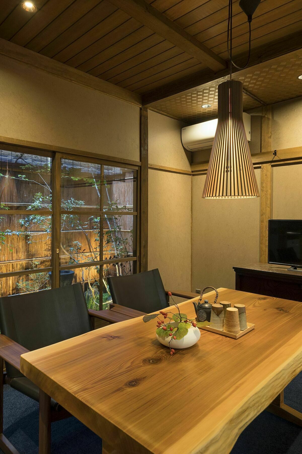Вилла Bonbori An Machiya House Киото Экстерьер фото